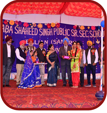 Admin earns scholarship